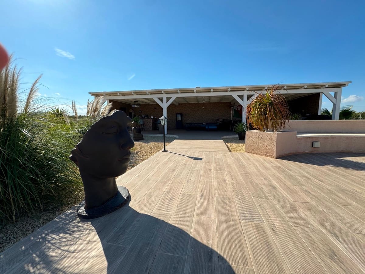 6 bedroom Villa for sale in Rojales - € 850,000 (Ref: 9380248)