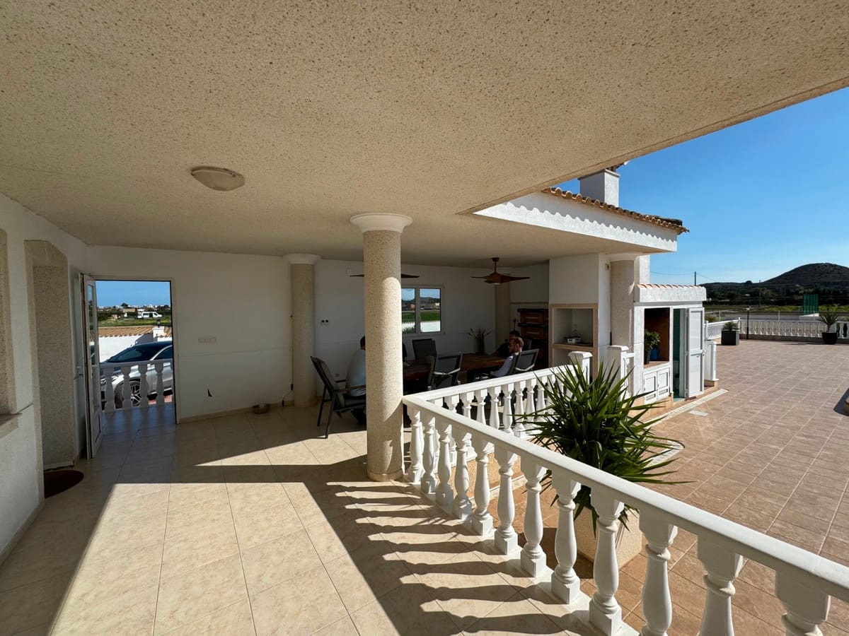 6 bedroom Villa for sale in Rojales - € 850,000 (Ref: 9380248)