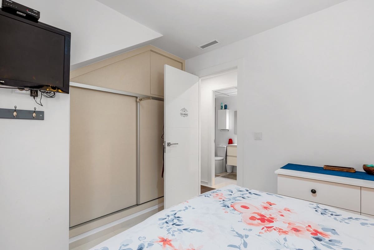 3 quarto Moradia para venda em Villamartin - 435 000 € (Ref: 9380254)