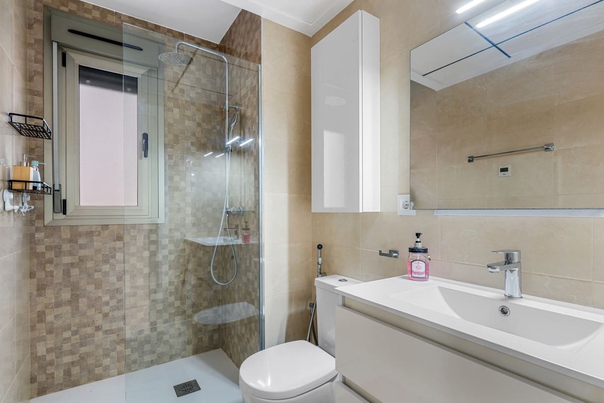 3 quarto Moradia para venda em Villamartin - 435 000 € (Ref: 9380254)