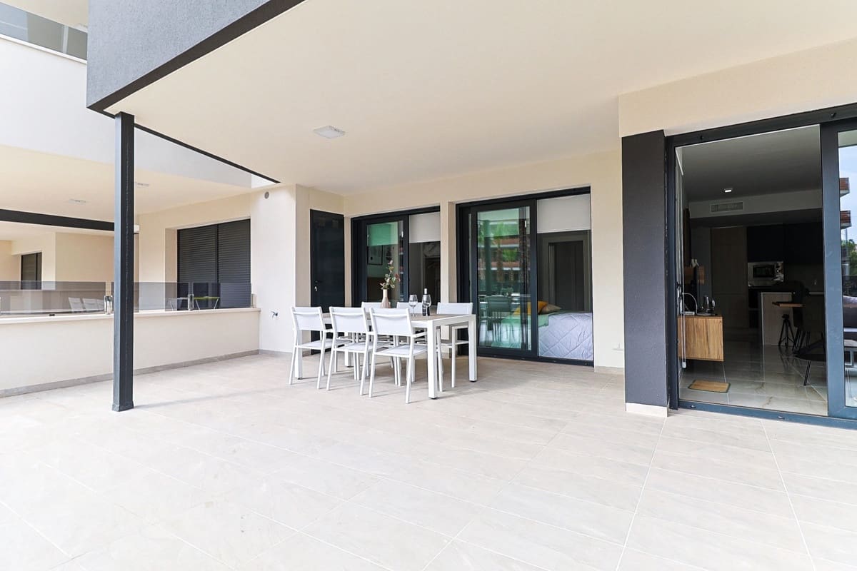 2 bedroom Apartment for sale in Los Altos - € 299,950 (Ref: 9380256)