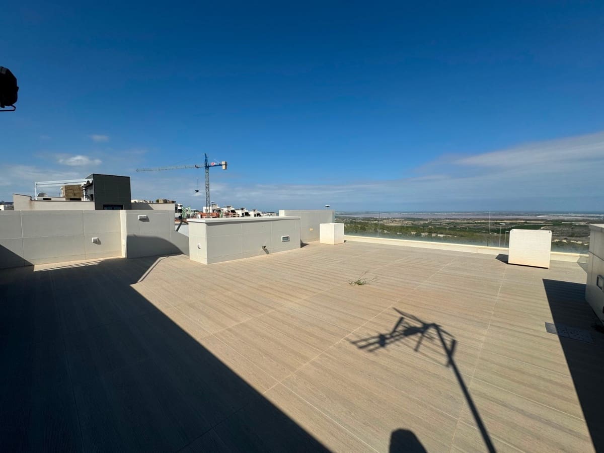 5 soveværelse Villa til salg i San Miguel de Salinas - € 849.000 (Ref: 9380261)