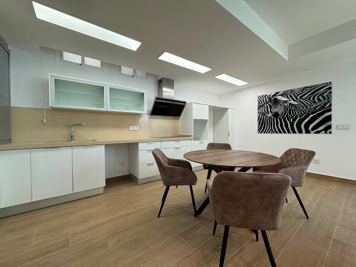 5 soveværelse Villa til salg i San Miguel de Salinas - € 849.000 (Ref: 9380261)