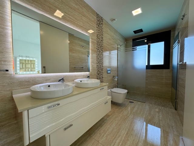 5 makuuhuone Huvila myytävänä paikassa San Miguel de Salinas - 849 000 € (Ref: 9380261)