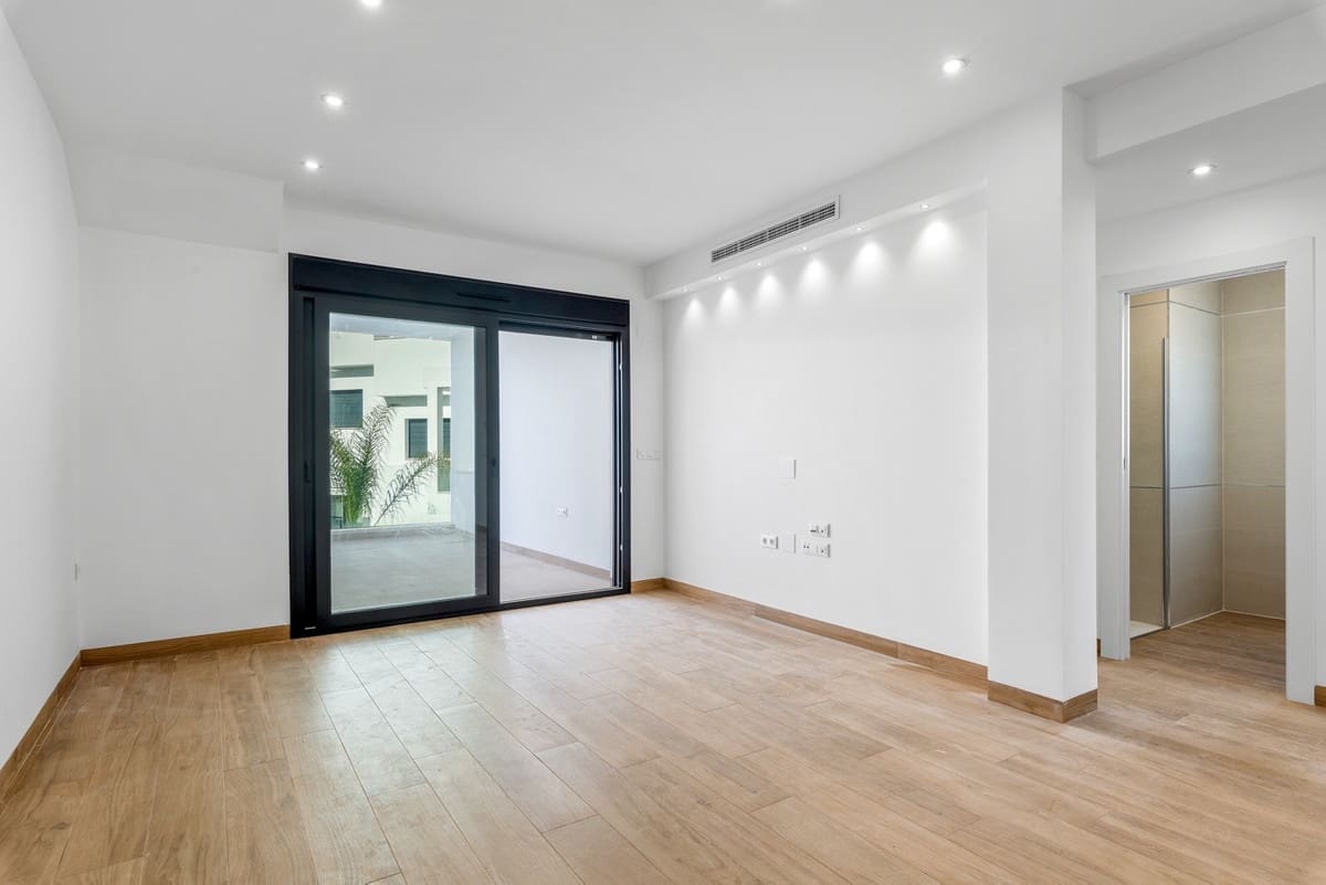 2 soveværelse Penthouse til salg i Los Balcones - € 369.000 (Ref: 9380264)