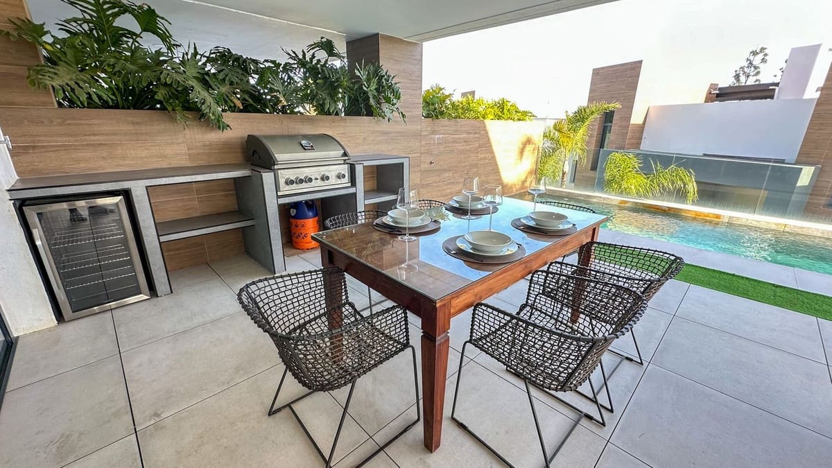 3 soverom Leilighet til salgs i Cabopino - € 995 000 (Ref: 9380388)