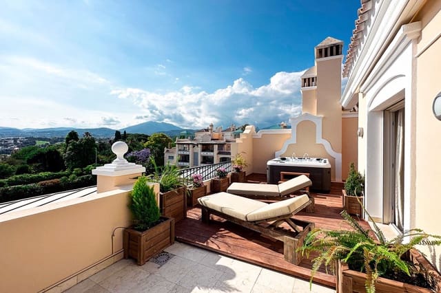 3 soverom Penthouse til salgs i Golden Mile, Marbella - € 2 100 000 (Ref: 9380389)