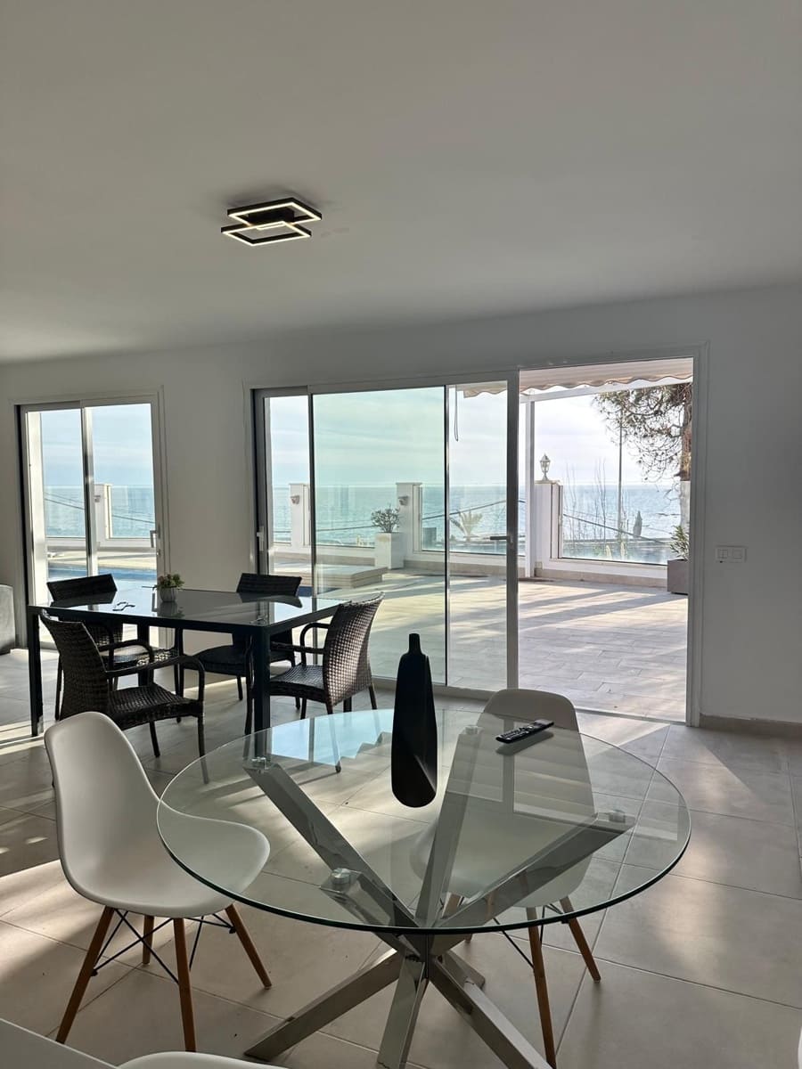 Chalet de 6 habitaciones en El Chaparral en venta - 1.350.000 € (Ref: 9380391)