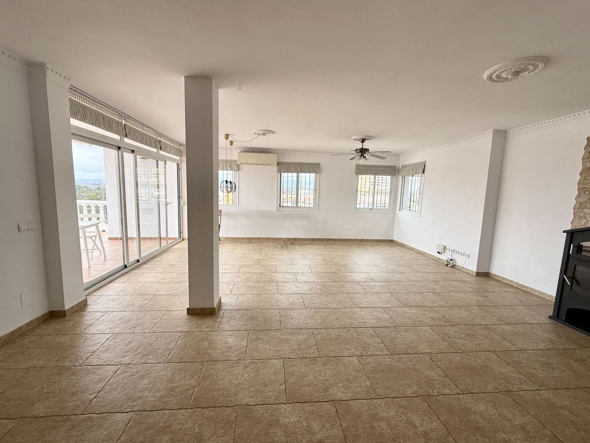 6 makuuhuone Huvila myytävänä paikassa Fuengirola - 985 000 € (Ref: 9380394)