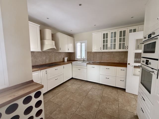 6 slaapkamer Villa te koop in Torreblanca, Fuengirola - € 985.000 (Ref: 9380394)