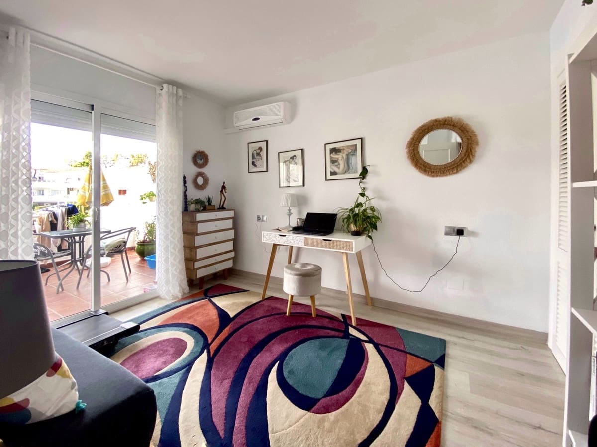 2 bedroom Apartment for sale in Mijas Golf with garage - € 350,000 (Ref: 9380407)