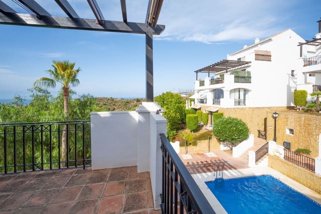 2 bedroom Penthouse for sale in Los Monteros, Marbella - € 525,000 (Ref: 9380408)