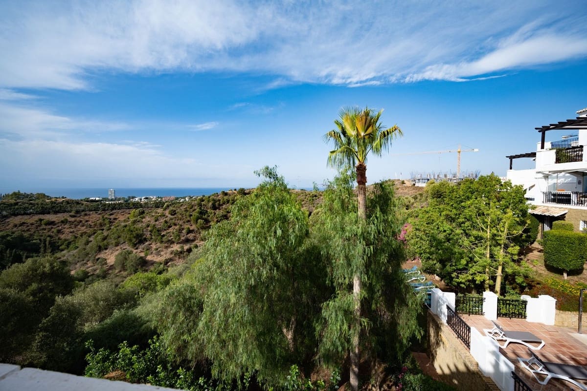 2 sovrum Takvåning till salu i Los Monteros - 525 000 € (Ref: 9380408)