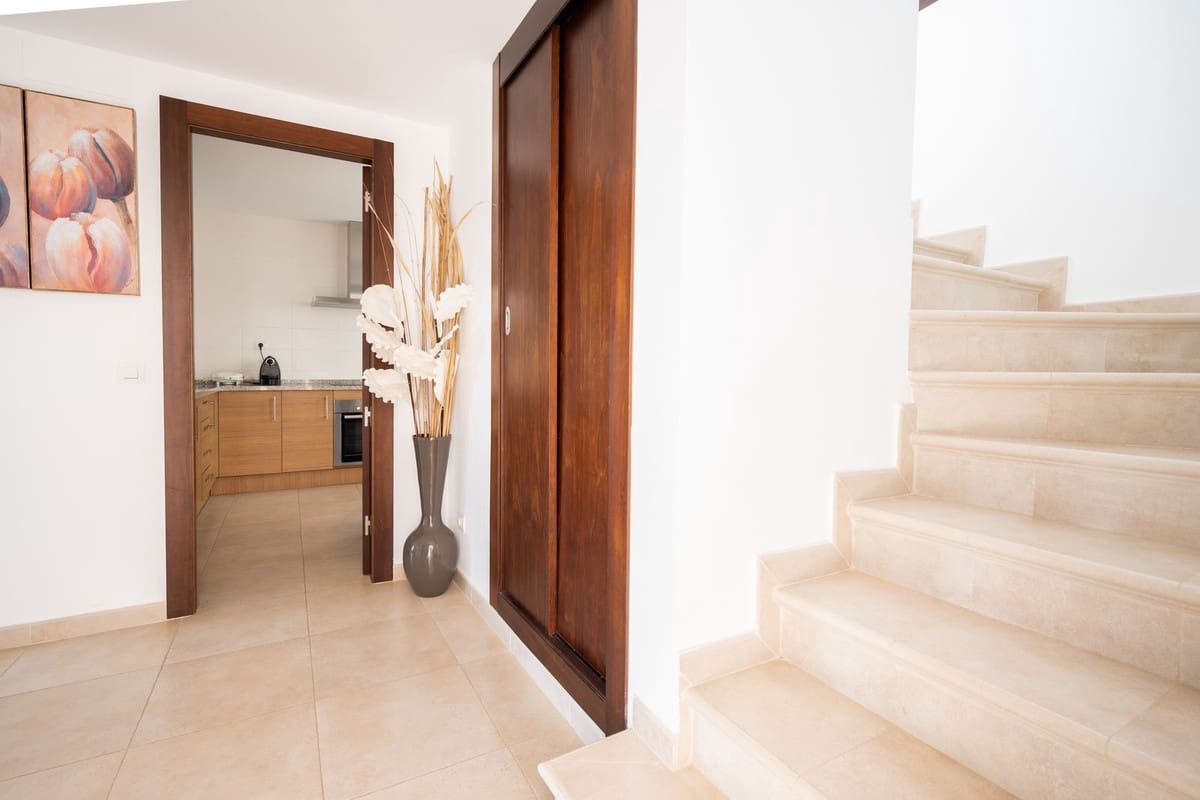 2 sovrum Takvåning till salu i Los Monteros - 525 000 € (Ref: 9380408)