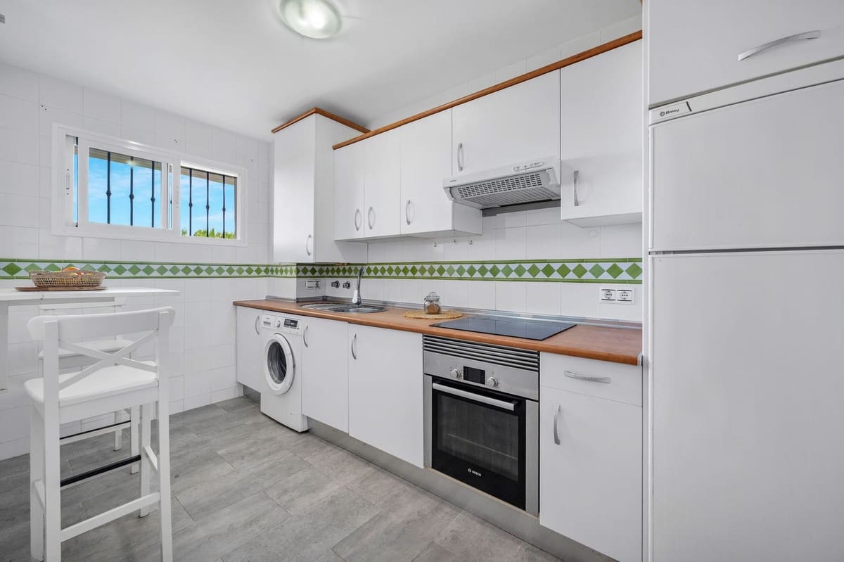 2 soverom Leilighet til salgs i Riviera del Sol - € 319 000 (Ref: 9380409)