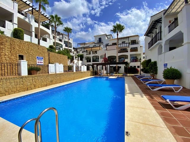 4 slaapkamer Penthouse te koop in Los Monteros, Marbella met garage - € 795.000 (Ref: 9380413)