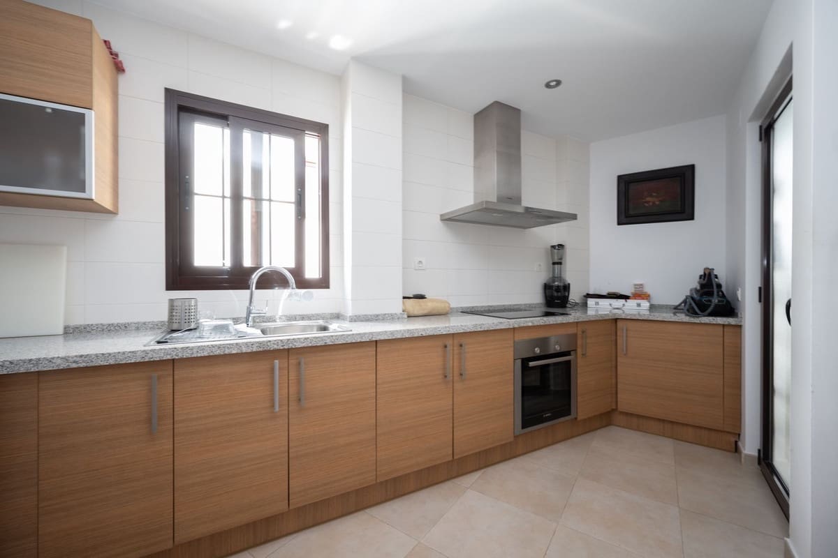 3 soveværelse Penthouse til salg i Los Monteros - € 1.300.000 (Ref: 9380415)