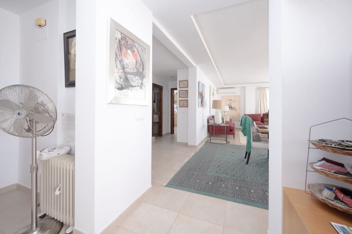 3 Zimmer Penthouse zu verkaufen in Los Monteros - 1.300.000 € (Ref: 9380415)