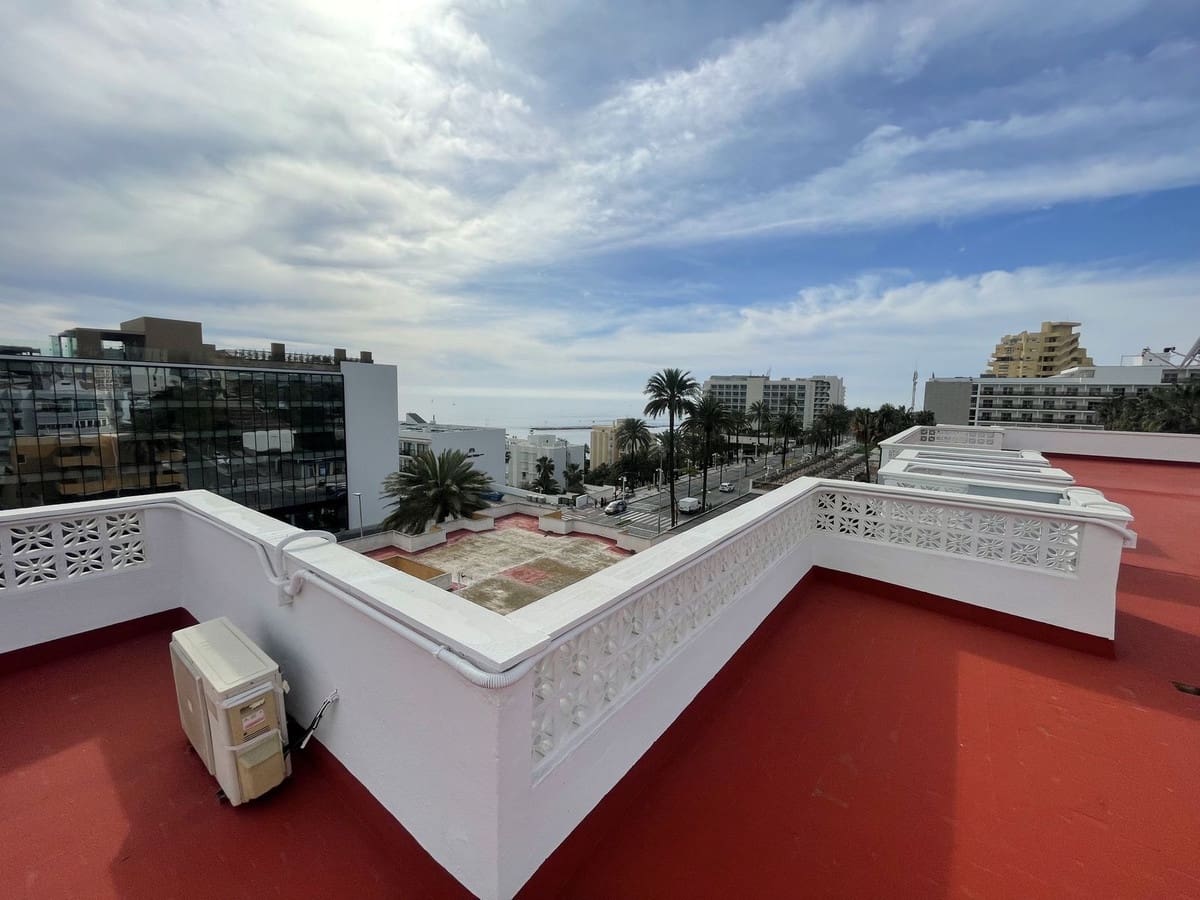 2 bedroom Apartment for sale in Benalmadena - € 298,000 (Ref: 9380421)