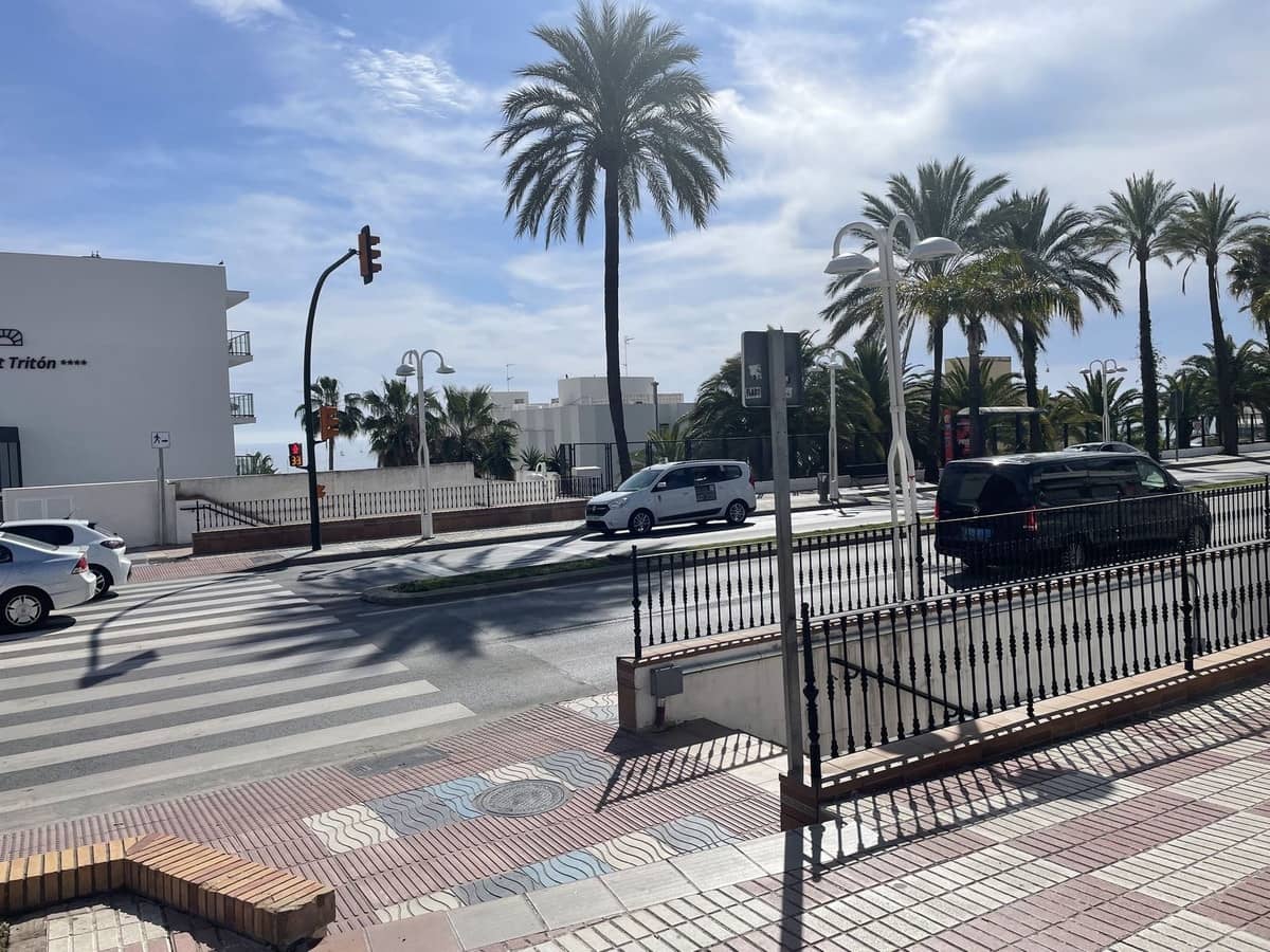 2 bedroom Apartment for sale in Benalmadena - € 298,000 (Ref: 9380421)