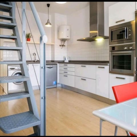 1 makuuhuone Kattohuoneisto myytävänä paikassa Centro Historico, Málaga kaupunki - 359 000 € (Ref: 9380423)