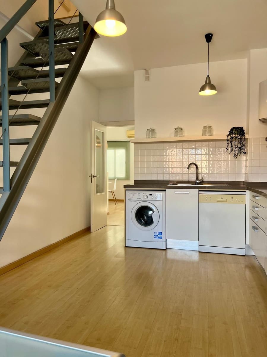 1 makuuhuone Kattohuoneisto myytävänä paikassa Malaga kaupunki - 359 000 € (Ref: 9380423)