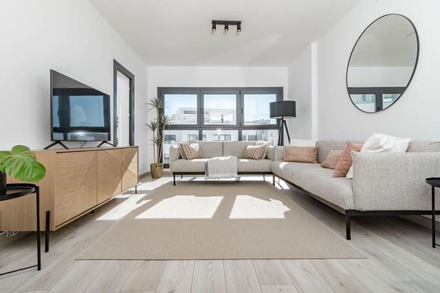 2 makuuhuone Kattohuoneisto myytävänä paikassa Centro, Estepona mukana 
autotalli - 485 000 € (Ref: 9380448)