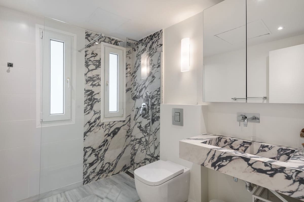 2 quarto Apartamento para venda em Nueva Andalucia - 449 000 € (Ref: 9380450)