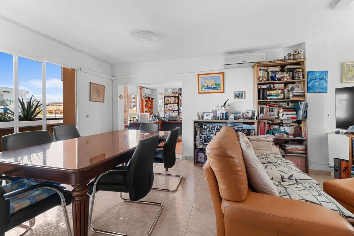 5 sypialnia Penthouse na sprzedaż w Miasto Malaga - 760 000 € (Ref: 9380453)