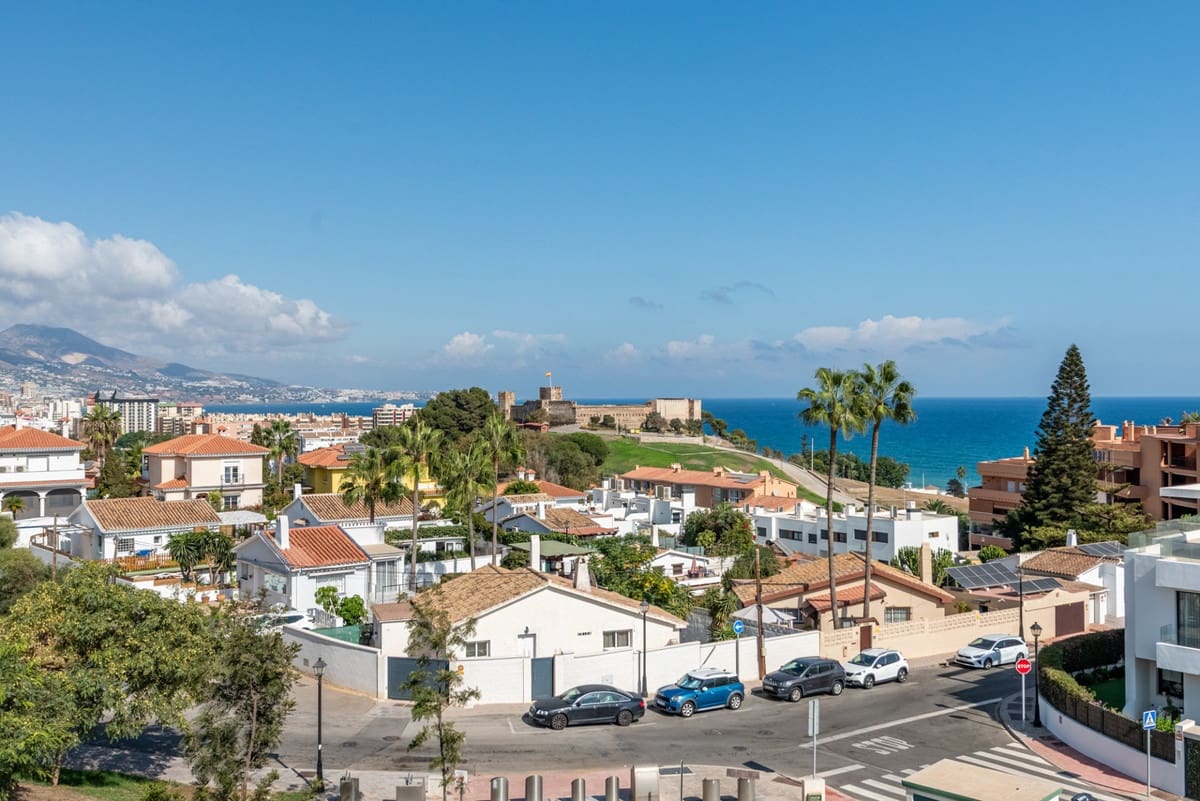 2 soveværelse Lejlighed til salg i Fuengirola - € 619.000 (Ref: 9380454)