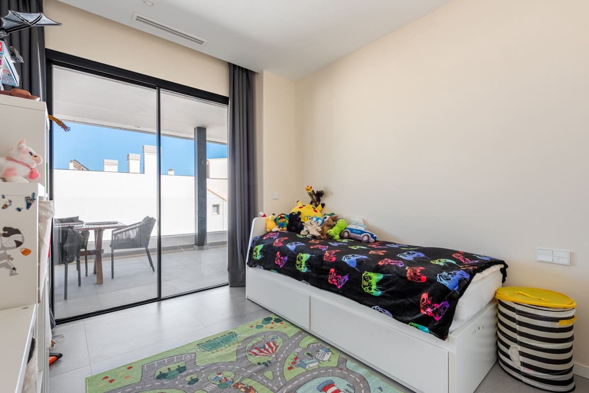 2 soveværelse Lejlighed til salg i Fuengirola - € 619.000 (Ref: 9380454)