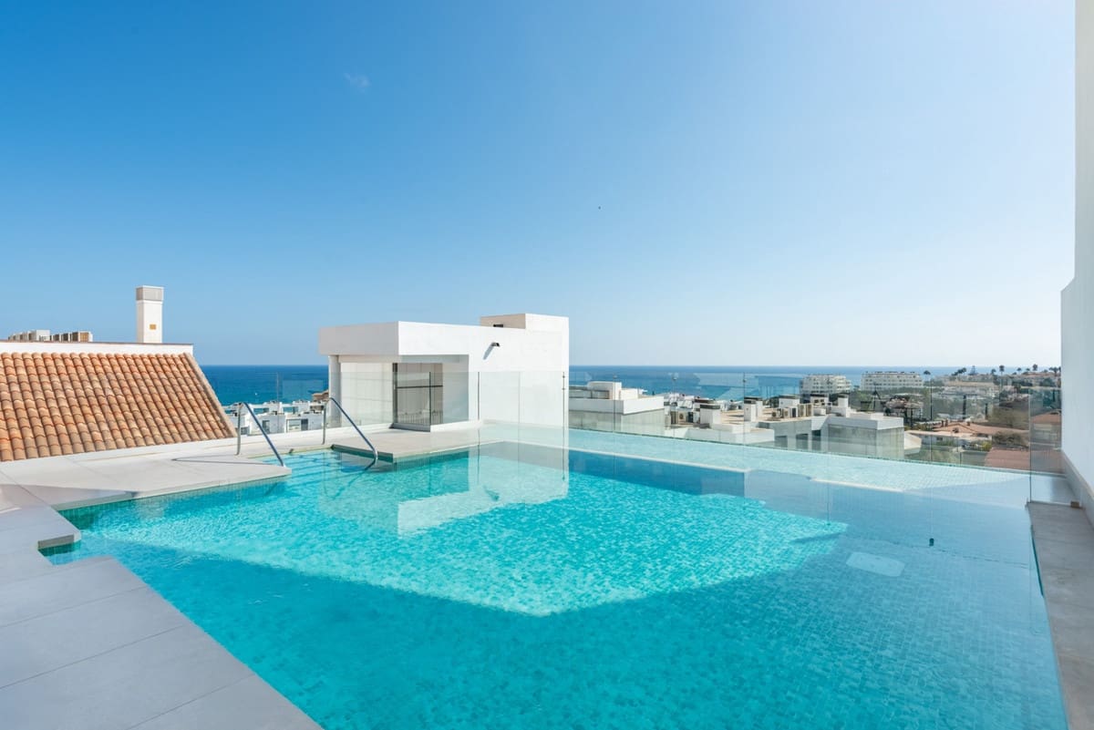 2 soveværelse Lejlighed til salg i Fuengirola - € 619.000 (Ref: 9380454)
