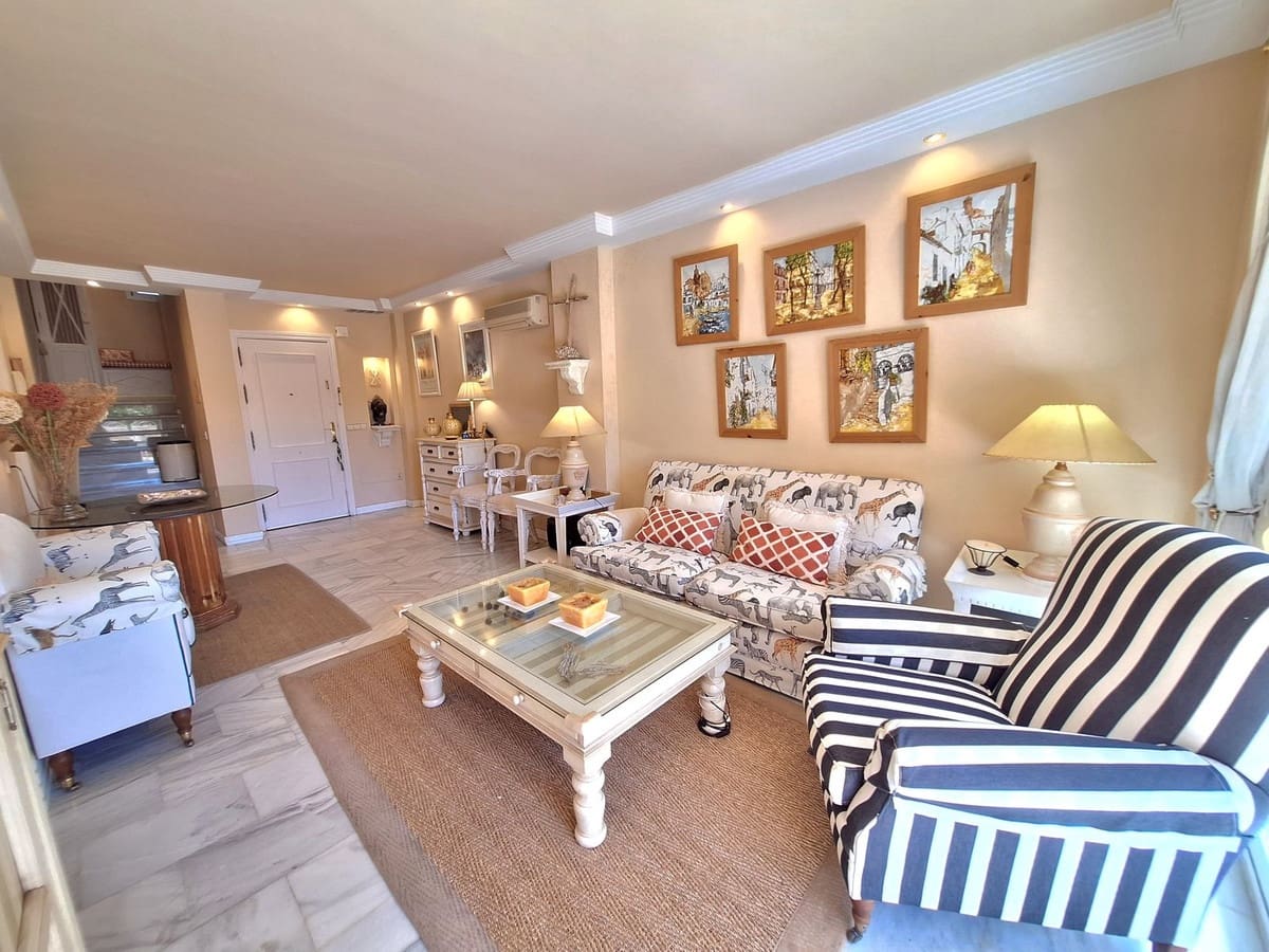 2 chambre Penthouse à vendre à Elviria - 650 000 € (Ref: 9380460)