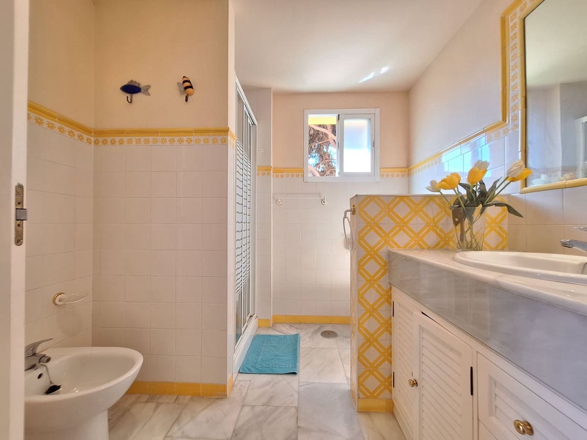 2 chambre Penthouse à vendre à Elviria - 650 000 € (Ref: 9380460)