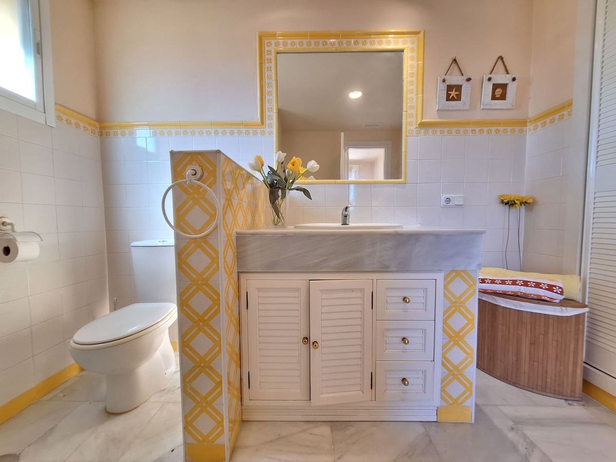 2 chambre Penthouse à vendre à Elviria - 650 000 € (Ref: 9380460)