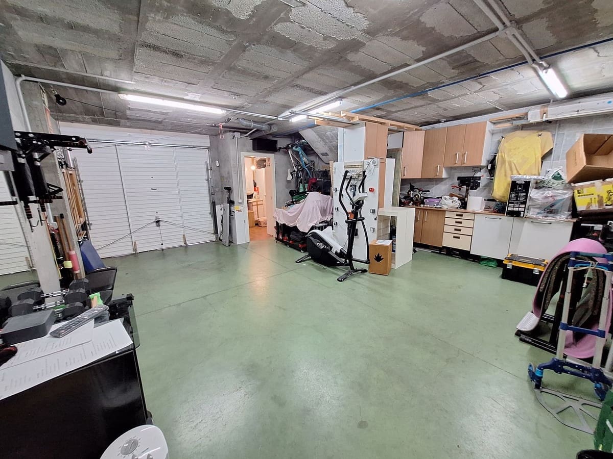 3 slaapkamer Huis te koop in New Golden Mile - € 640.000 (Ref: 9380462)