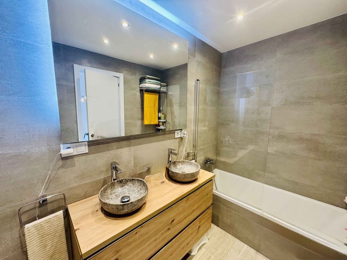 4 bedroom Finca/Country House for sale in Calahonda - € 595,000 (Ref: 9380465)