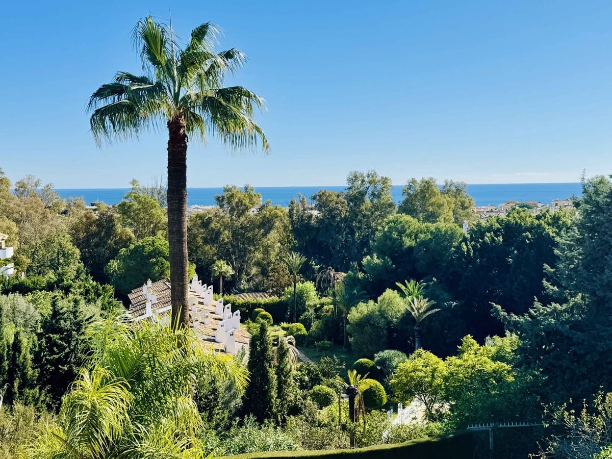 4 bedroom Finca/Country House for sale in Calahonda - € 595,000 (Ref: 9380465)