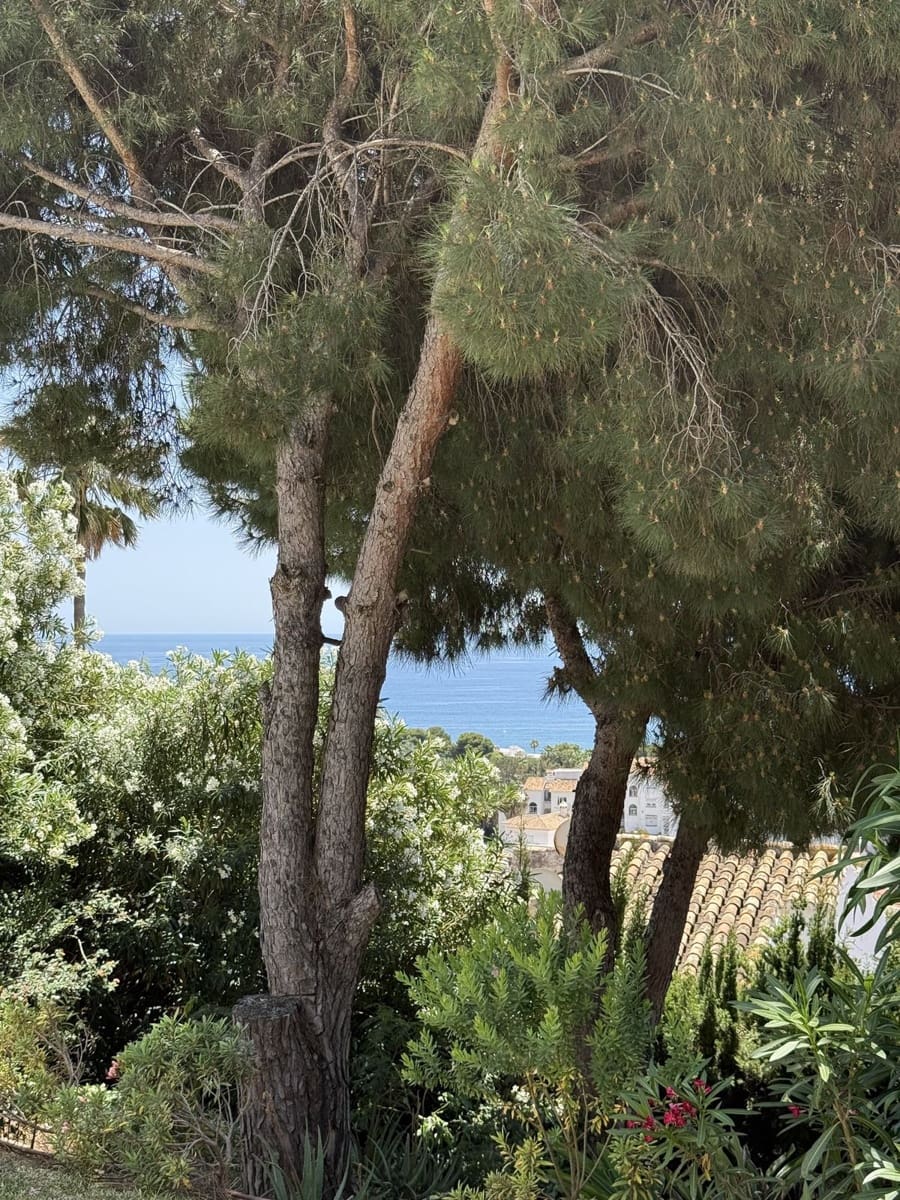 4 bedroom Villa for sale in Riviera del Sol - € 1,750,000 (Ref: 9380467)