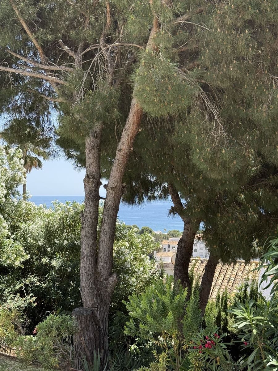 4 bedroom Villa for sale in Riviera del Sol - € 1,750,000 (Ref: 9380467)