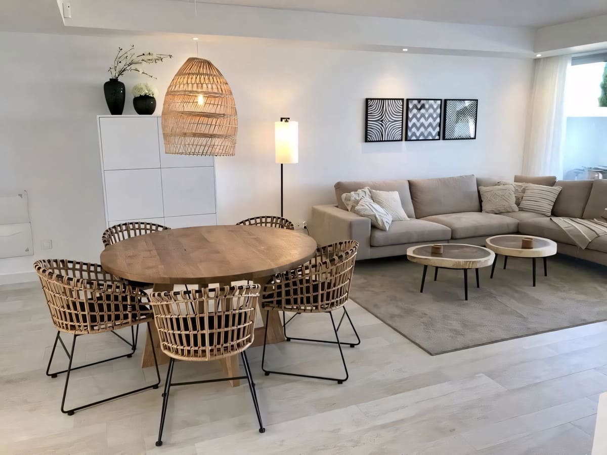 2 slaapkamer Appartement te koop in Casares met garage - € 577.500 (Ref: 9380468)
