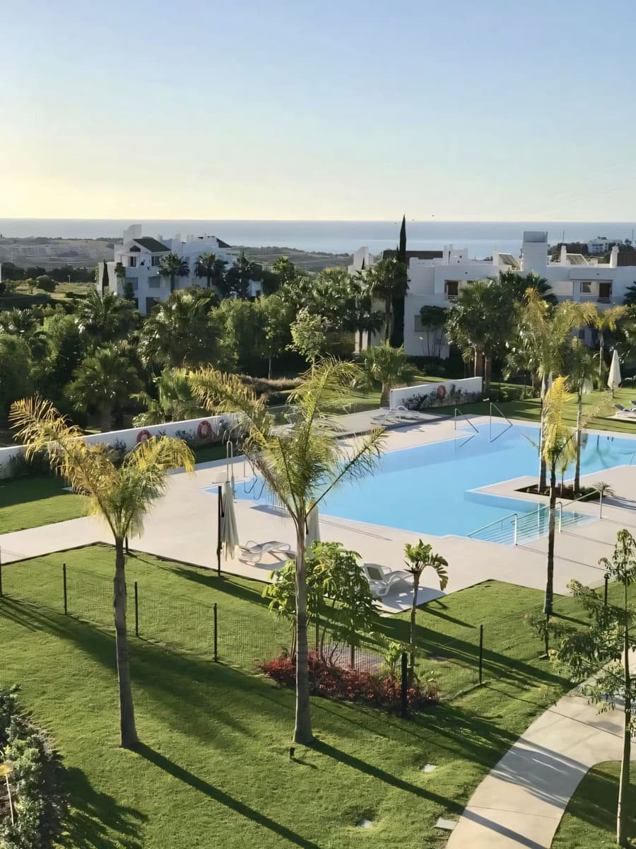 2 slaapkamer Appartement te koop in Casares met garage - € 577.500 (Ref: 9380468)