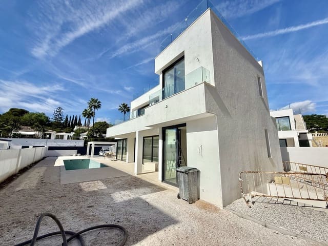 6 sypialnia Willa na sprzedaż w Nueva Atalaya, Estepona - 1 950 000 € (Ref: 9380472)