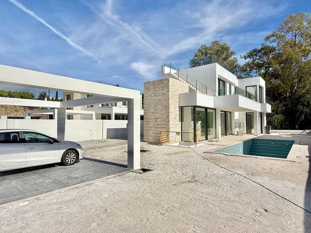 6 makuuhuone Huvila myytävänä paikassa La Concha - Resina Golf, Estepona - 2 100 000 € (Ref: 9380473)
