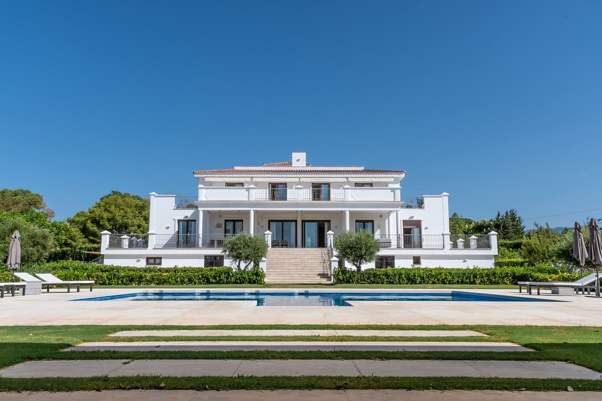 5 soverom Villa til salgs i Guadalmina - € 8 450 000 (Ref: 9380474)