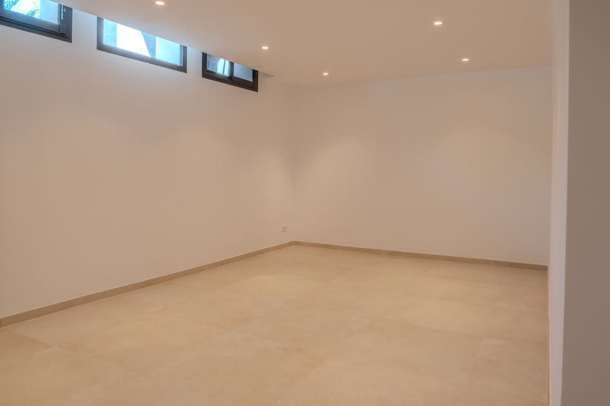 5 sypialnia Willa na sprzedaż w Marbesa - 3 295 000 € (Ref: 9380475)