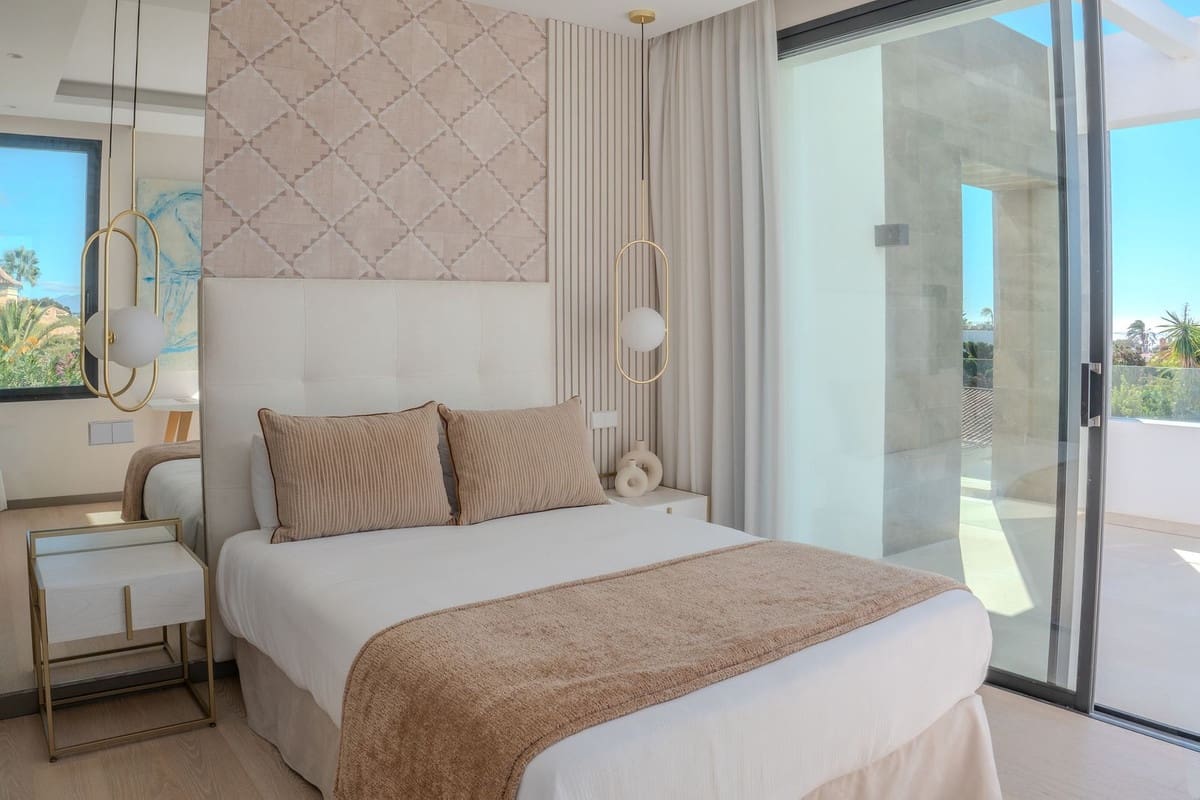 5 sypialnia Willa na sprzedaż w Marbesa - 3 295 000 € (Ref: 9380475)