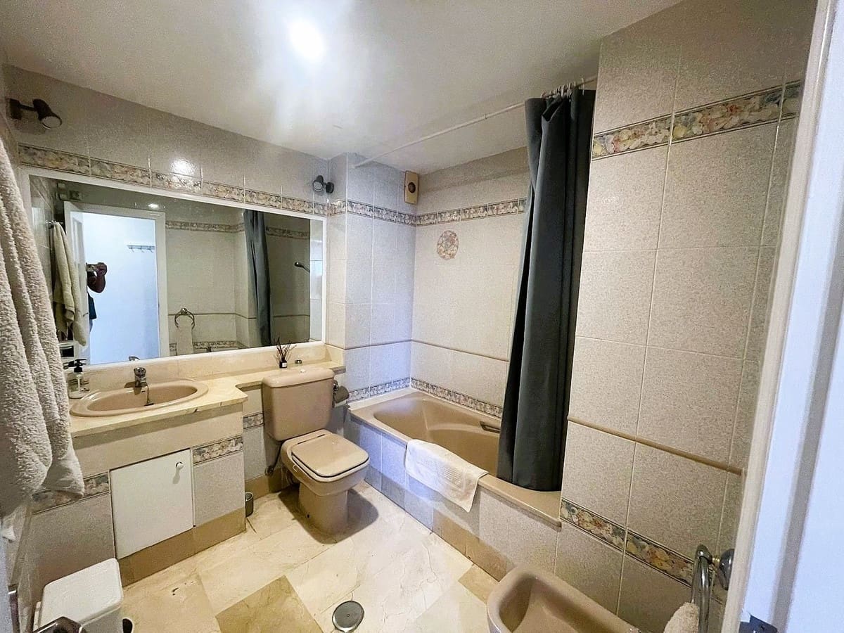 2 bedroom Penthouse for sale in Mijas Golf - € 299,000 (Ref: 9380476)