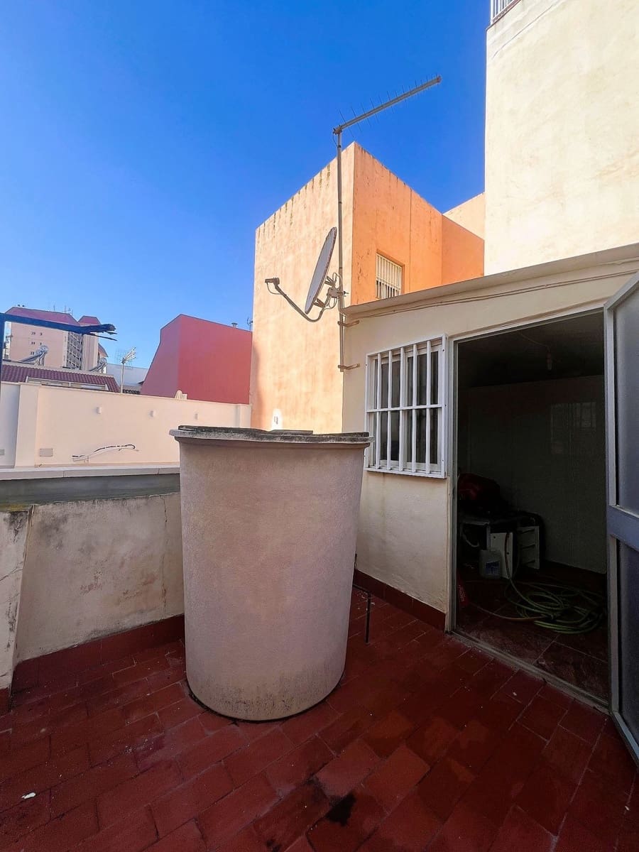 3 slaapkamer Huis te koop in Fuengirola met garage - € 400.000 (Ref: 9380479)