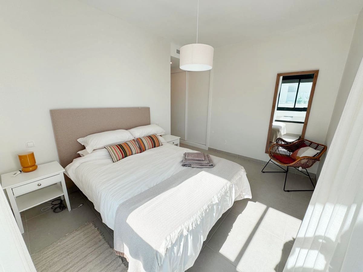 3 makuuhuone Kattohuoneisto myytävänä paikassa Estepona - 649 000 € (Ref: 9380481)